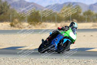 media/Jan-09-2022-SoCal Trackdays (Sun) [[2b1fec8404]]/Turn 6 (1035am)/